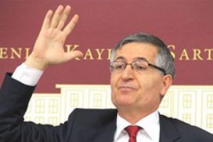 T&uuml;rkiye'nin politikası yanlış!