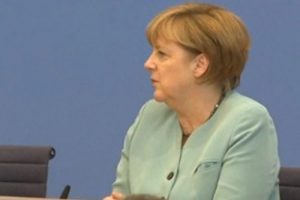 Merkel istihbarata daha fazla kontrol istedi