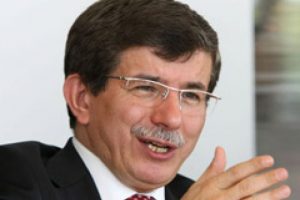 Davutoğlu'ndan destek s&ouml;z&uuml;