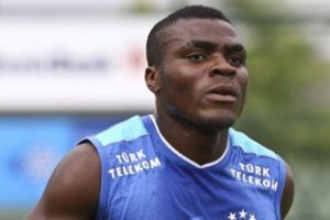Emenike Yanal'ın g&ouml;z&uuml;ne girdi!