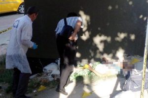 12 yaşındaki &ccedil;ocuk boynu kırılarak &ouml;ld&uuml;r&uuml;ld&uuml;