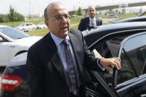 "T&uuml;rkiye'nin ekonomisi olumsuz etkilenir"