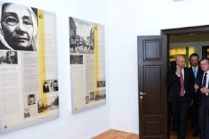 Atat&uuml;rk Evi ziyarete a&ccedil;ıldı