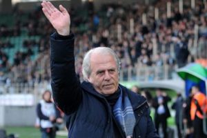 Mustafa Denizli'nin başı fena dertte