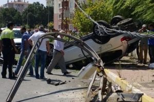 Takla atan cipten yara almadan kurtuldu