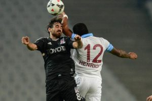 Ligin ilk derbisi Beşiktaş'ın