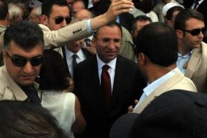 "Umarım o hakim yumruk yemez"