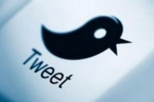 Twitter'den bir tweet at, 10 bin lirayı g&ouml;t&uuml;r!