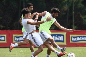 Beşiktaş-Tromso hazırlıklarına başladı