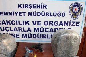 202 kilogram esrar ele ge&ccedil;irildi