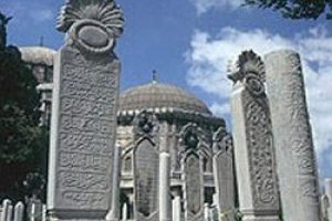 Osmanlı mezar taşlarını İngilizler &ccedil;alıp satıyor