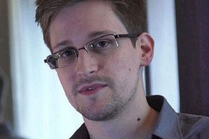 Guardian Snowden dosyalarına devam ediyor