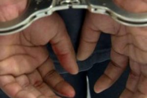 Emekli polis bakın nasıl yakalandı