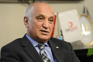 T&uuml;rk Kızılayı d&uuml;nyaya yardım dağıtıyor