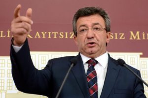 "H&uuml;k&uuml;met Suriye konusunda aceleci"