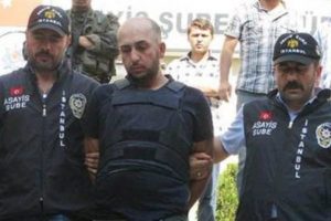 Seri katil sorguda uyuşturucu krizi ge&ccedil;irdi