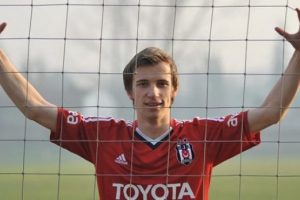 Sinan Kurumuş Boluspor'a kiralandı