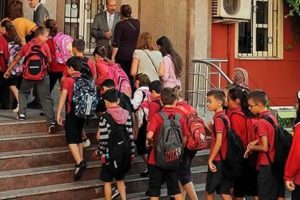 Okullar ne zaman a&ccedil;ılacak?