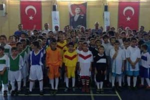 Hem Kur'an &ouml;ğreniyorlar hem spor yapıyorlar