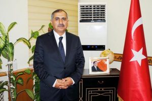 Vali odasındaki Erdoğan fotoğrafı olay oldu