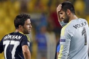 Fenerbah&ccedil;e Y&ouml;netimi g&ouml;z&uuml;n&uuml; takıma &ccedil;evirdi