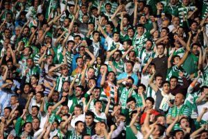 Taraftar Bursaspor'a sahip &ccedil;ıktı