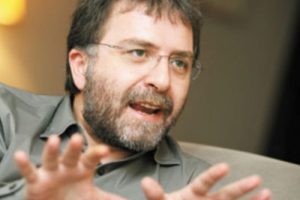 Ahmet Hakan'ın babası vefat etti