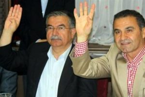 Bakan Yılmaz'dan 'Rabia' işareti