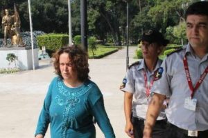 Sokağa atan kocasından şikayet&ccedil;i olmadı