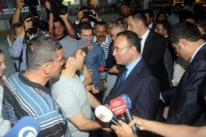 Bozdağ'a kahkaha attıran diyalog