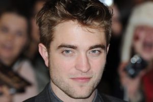 Robert Pattinson Alacakaranlık hayranlarını kızdırdı