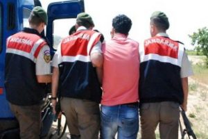 Edirne'den Avrupa'ya ge&ccedil;erken yakanladılar