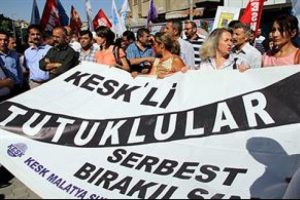 Malatya'da 3 KESK &uuml;yesine tahliye