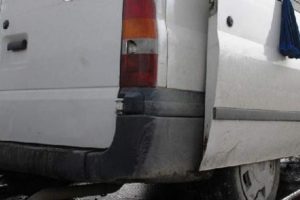 Minib&uuml;s takla attı: 1 &ouml;l&uuml; 10 yaralı