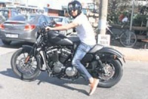 Murat Dalkılı&ccedil;, motosikletiyle Etiler trafiğindeydi...