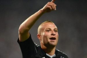 G&ouml;khan T&ouml;re'ye Beşiktaş yaradı