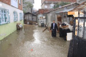 Belediyeden su baskını a&ccedil;ıklaması