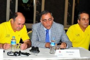 "T&uuml;rkiye'yi yukarılara taşımak istiyoruz"