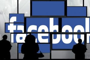 Facebook'un değeri ilk kez 100 milyar doları aştı