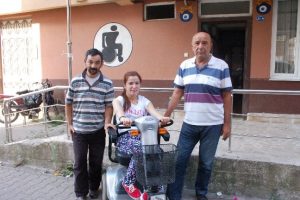 &Ouml;nce motive ettiler, sonra ara&ccedil; verdiler
