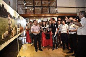 "Ocak-Mehmet&ccedil;iğin D&uuml;nyası" sergisine yoğun ilgi