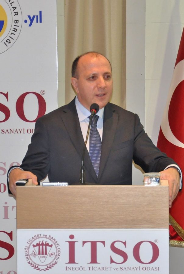 "Masa başında talimatlar vererek meseleleri &ccedil;&ouml;zmek m&uuml;mk&uuml;n değildir"