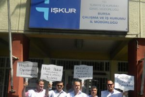 Maaş kesintisine Bursa'da tepki