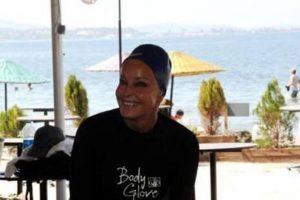 &Uuml;nl&uuml; yıldız Boğaz'ı y&uuml;zerek ge&ccedil;ecek