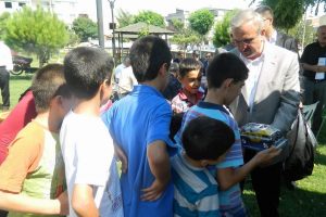 Vali M&uuml;nir Karaloğlu G&uuml;rsu'da vatandaşlarla bir araya geldi