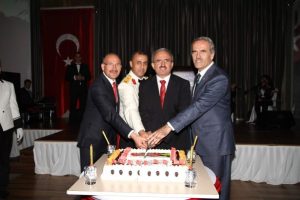 Bursa'da Zafer Bayramı resepsiyonuna yoğun ilgi