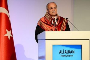 "Demokrasi siyasi tercihe, rızaya ve tahamm&uuml;le dayanır"