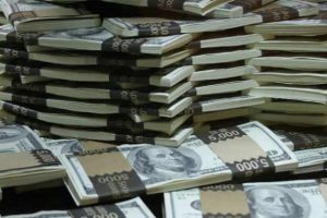 12 &uuml;lkeden dolara ortak operasyon