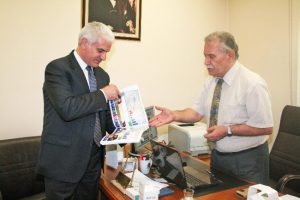 Valilikten Bursa'yı anlatan 2 kitap
