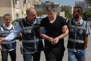 Komşusunu gıcık olduğu i&ccedil;in &ouml;ld&uuml;rm&uuml;ş!